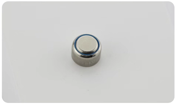 Temporarily "activate" old hearing aid batteries (emergency method)